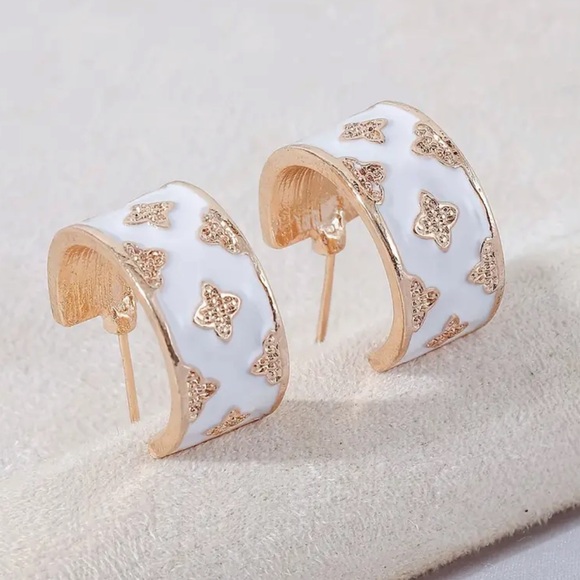 Gold Monogram Earrings - NEW - Picture 1 of 5